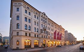 Vier Jahreszeiten Kempinski München Exterior photo