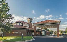 Hotel La Quinta By Wyndham Alexandria Airport Exterior photo