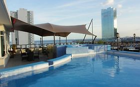 Hotel Bahia Suites Panama Stadt Exterior photo