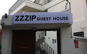 Zzzip Guesthouse In Hongdae Seoul Exterior photo