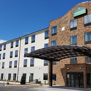 Hotel Wingate By Wyndham Christiansburg Exterior photo