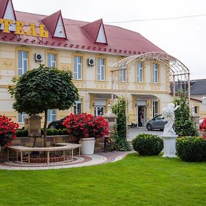 Hotel Staryj Kosiv Staryi Kosiv Exterior photo