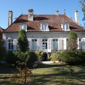 Bed and Breakfast Le Chevalier D'Eon Tonnerre Exterior photo