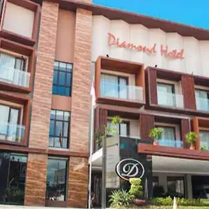 Diamond Hotel Samarinda Exterior photo