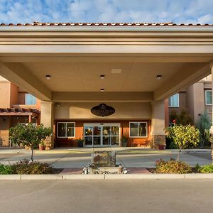 The Oaks Hotel & Suites El Paso de Robles Exterior photo