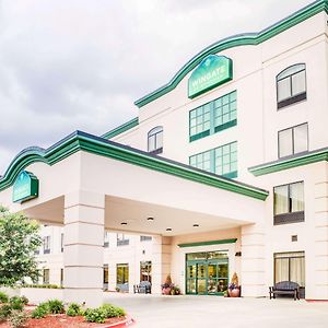 Wingate By Wyndham Bossier Stadt Exterior photo