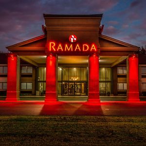 Hotel Ramada By Wyndham Tuscaloosa Exterior photo