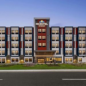 Microtel Inn&Suites Montreal Airport-Dorval QC Exterior photo