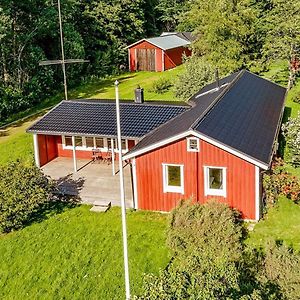 Holiday Home Askersund Exterior photo