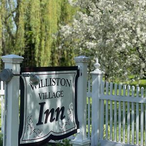 Williston Village Inn Burlington Exterior photo