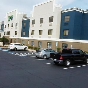 Holiday Inn Express & Suites I-85 Greenville Airport, An Ihg Hotel Exterior photo