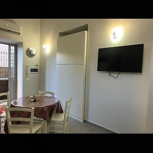 One Bedroom Apartement With Enclosed Garden And Wifi At Napoli 3 Km Away From The Beach Exterior photo