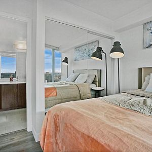Magnificent 2 Bedroom Condo In Downtown Vancouver With Panoramic Views Exterior photo