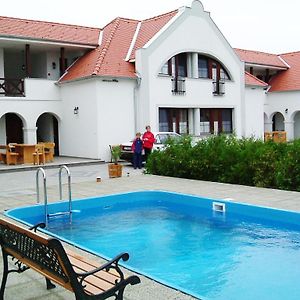 Hotel Szanyi Vendeghaz Hegykő Exterior photo