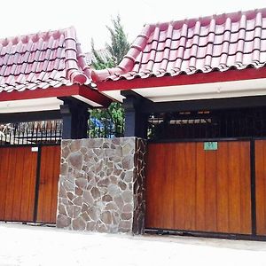 Villa Cabean Salatiga Exterior photo