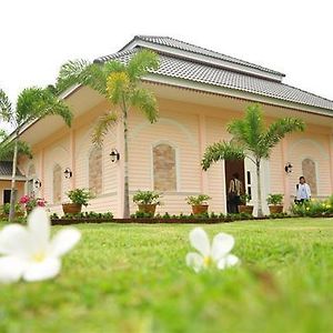 Plumeria Villa And Hideaway Rayong Exterior photo