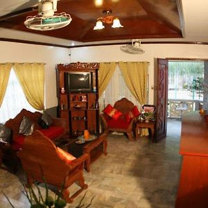 Rpk Dormitory Bed And Breakfast Puerto Princesa Exterior photo