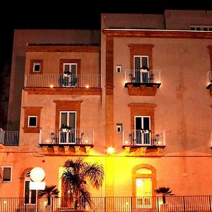 Hotel La Dimora Di Piazza Carmine Ragusa Exterior photo