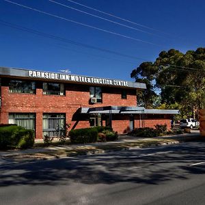 Parkside Inn Motel Melbourne City Exterior photo