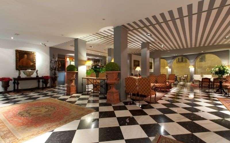 Hotel Dona Maria Sevilla Interior foto