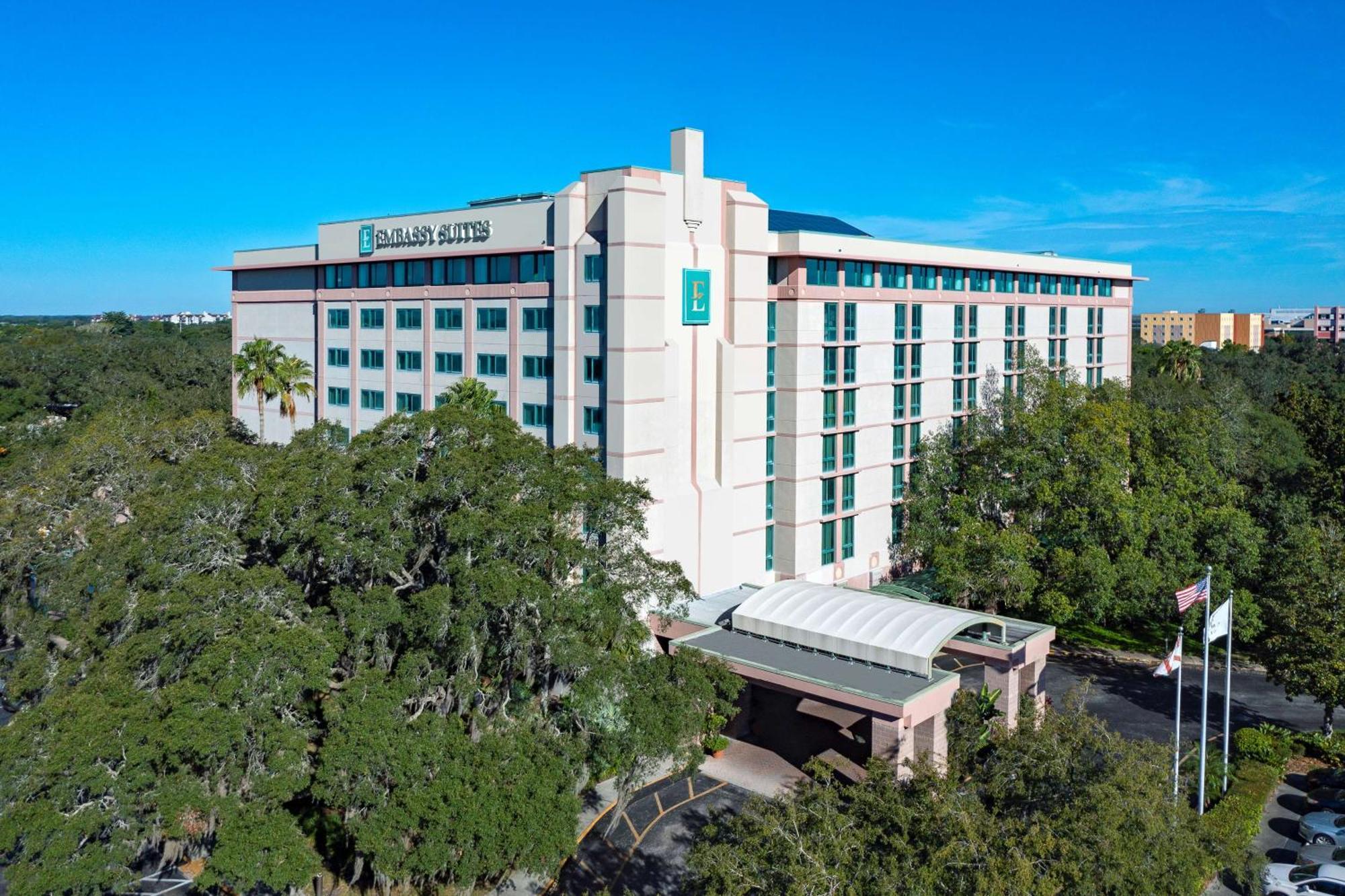 Embassy Suites Tampa - USF / Busch Gardens Exterior foto