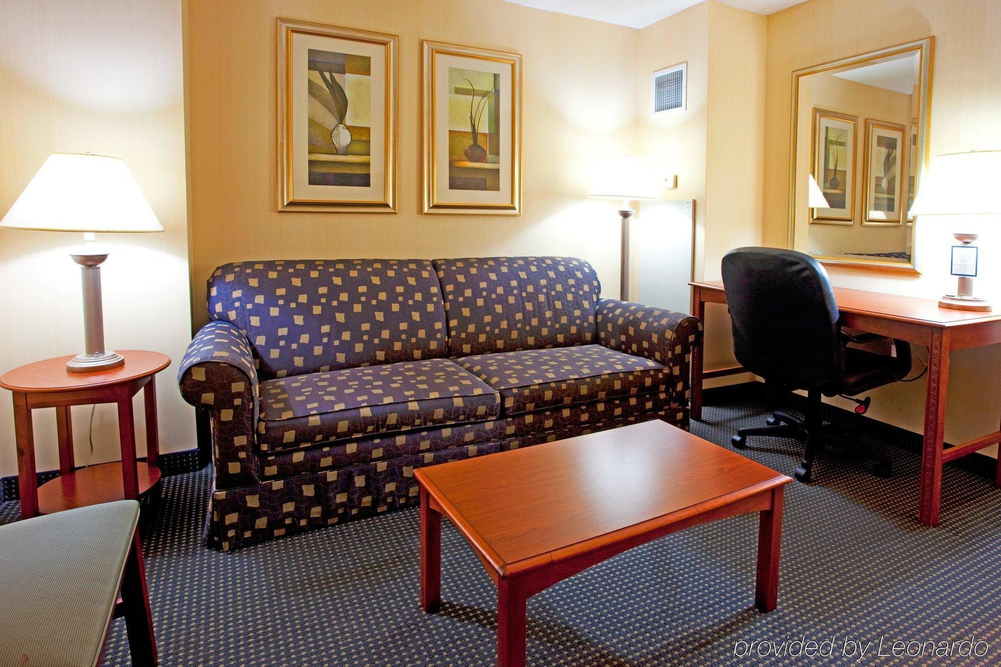 Holiday Inn Express & Suites Buffalo Airport, An Ihg Hotel Cheektowaga Interior foto