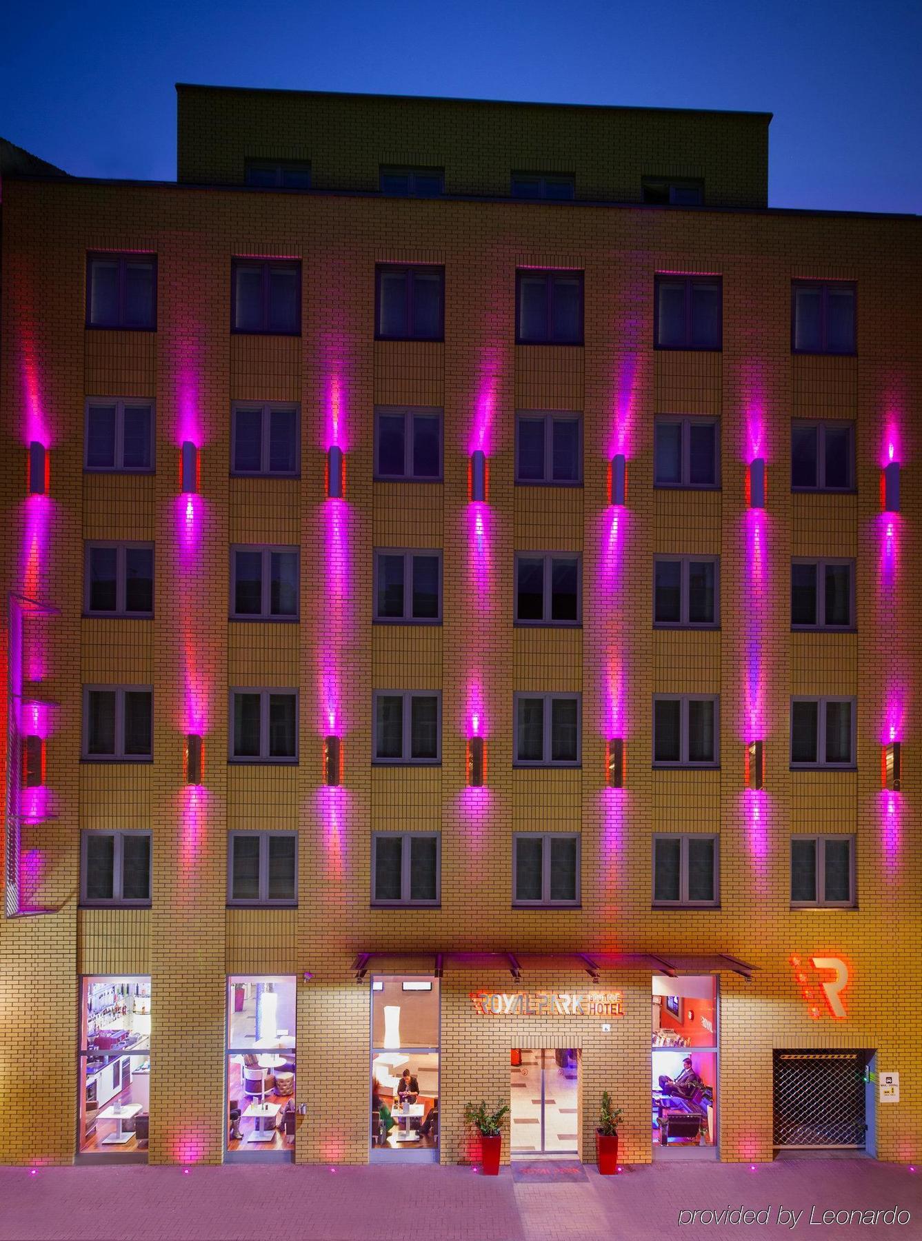 Royal Park Boutique Hotel Budapest Exterior foto