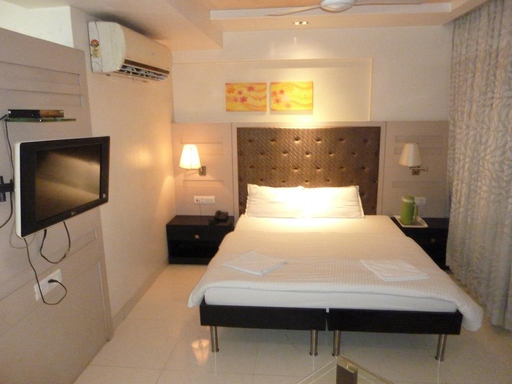 Hotel Khwaish Presidency Mumbai Zimmer foto