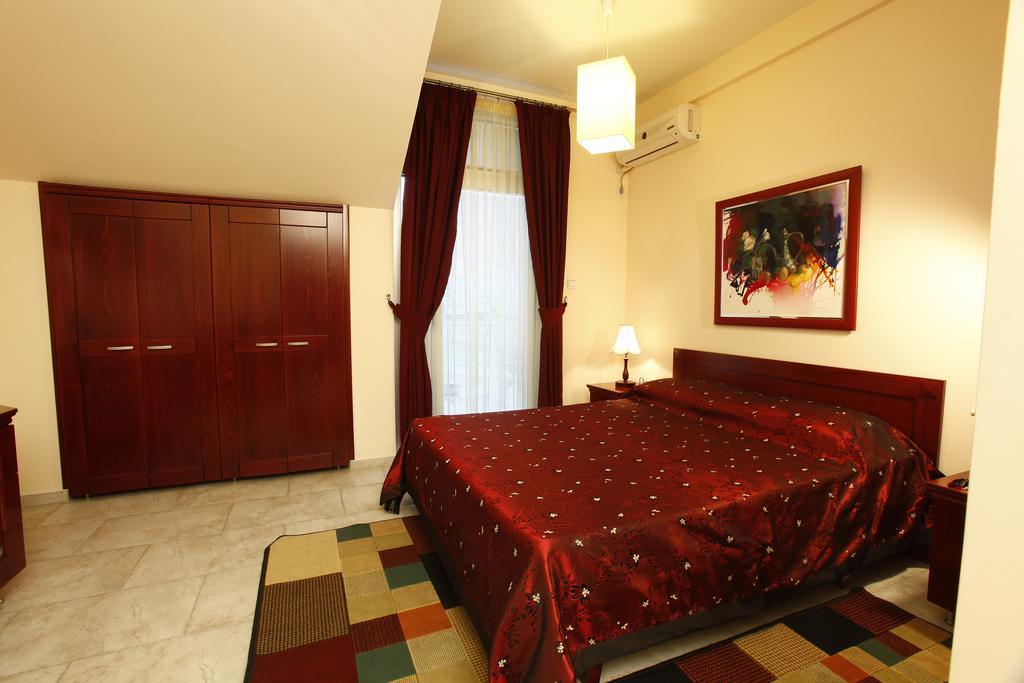 Hotel Luxor Skopje Zimmer foto