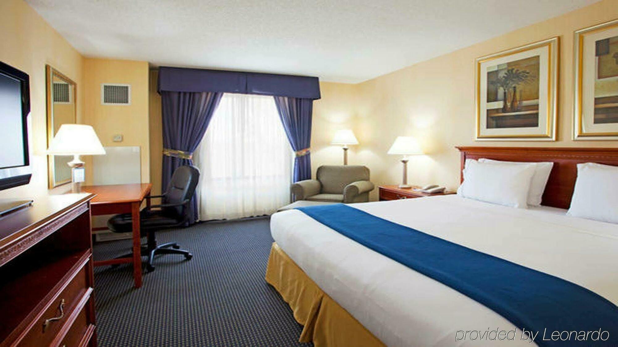 Holiday Inn Express & Suites Buffalo Airport, An Ihg Hotel Cheektowaga Zimmer foto