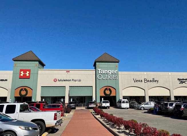 Branson Tanger Outlets photo