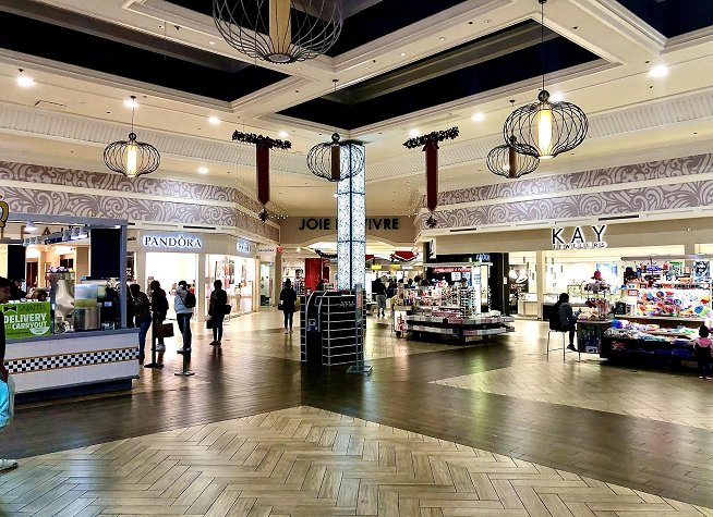 Acadiana Mall Shopping Center photo