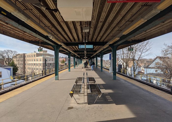 Far Rockaway – Mott Avenue photo