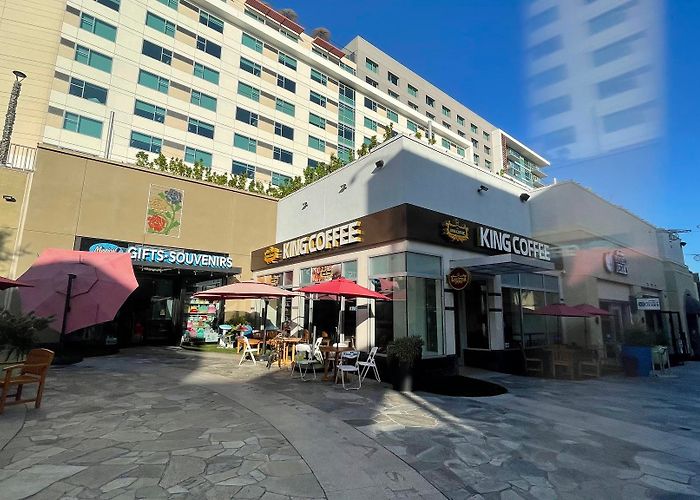 Anaheim Gardenwalk photo