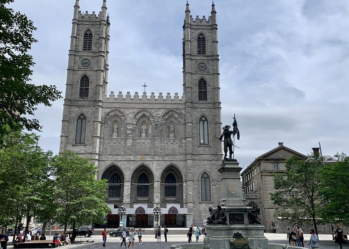 Notre-Dame Basilica Montreal photo