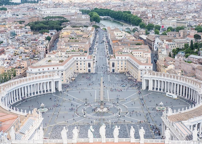 St Peter's Square photo