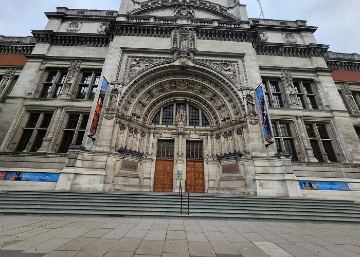 Victoria & Albert Museum photo