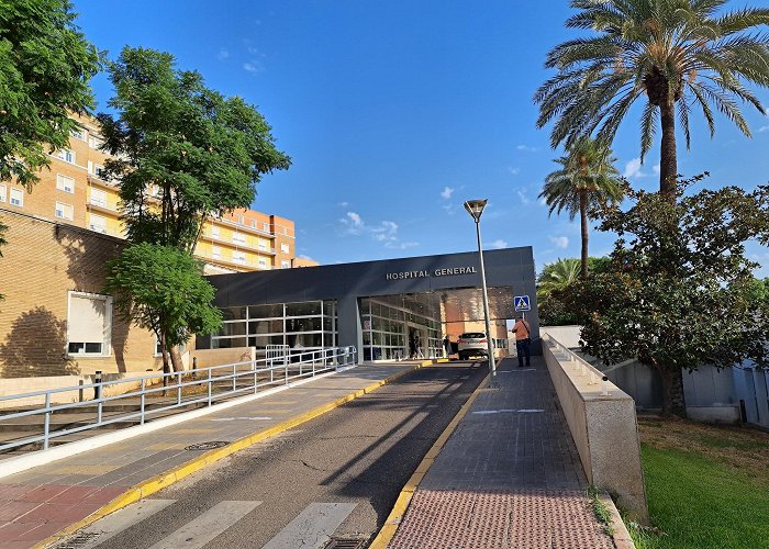 Virgen del Rocio University Hospital photo