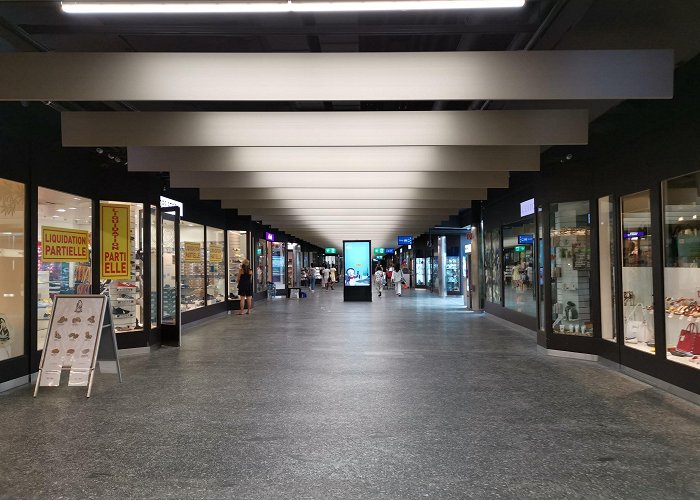 Genève-Cornavin Railway Station photo