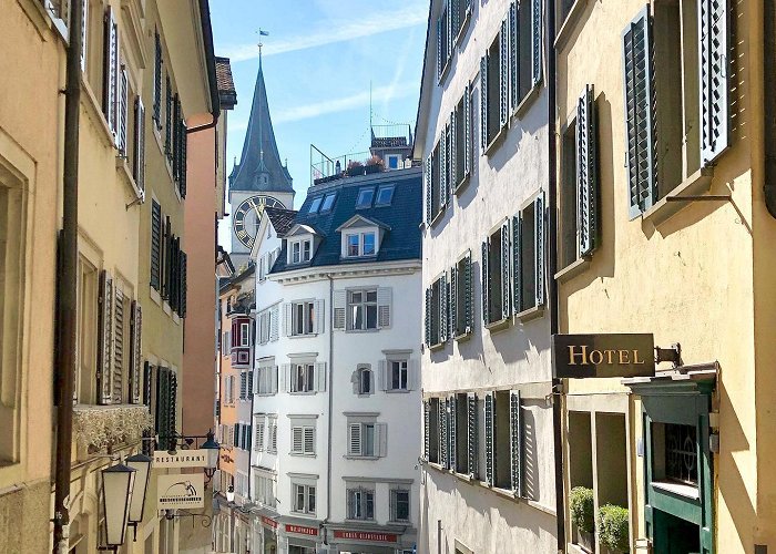 Niederdorf Niederdorf – Promenade in Zurich's Old Town photo