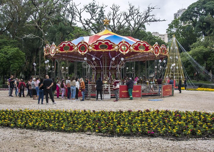 Passeio Público Estreia do Carrossel Shopping Mueller no Passeio Público encanta ... photo