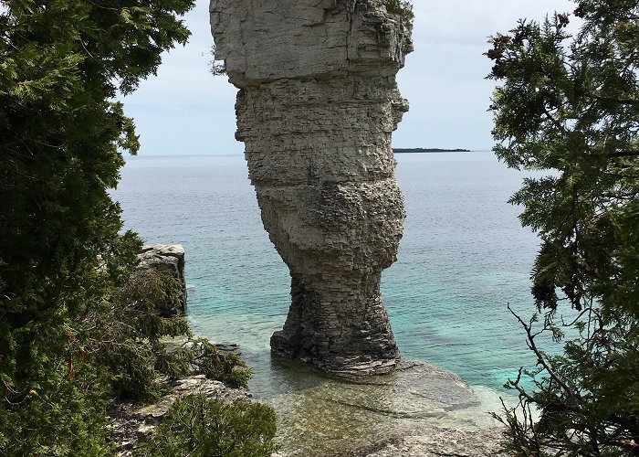 Flowerpot Island The Old Man of Flowerpot Island, Tobermory Ontario [OC][4032x3024 ... photo