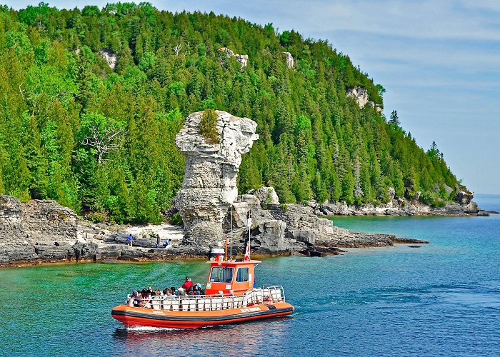 Flowerpot Island Bruce Peninsula National Park - Canada | Tripsite photo