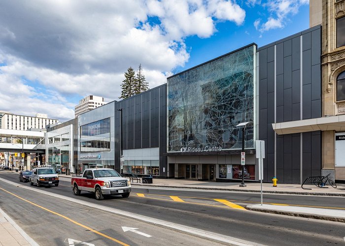 Rideau Mall Ottawa's Largest Shopping Mall Brings in Three New Tenants photo