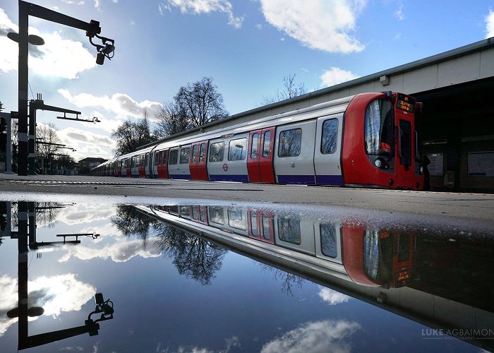 East Putney tube East Putney Station - London Photography - Tube Mapper photo