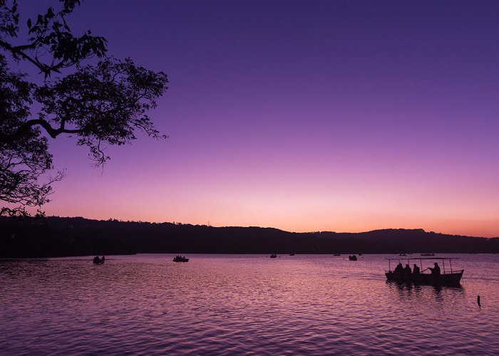 Venna Lake Sunset at Venna Lake, Mahabaleshwar. Taken using a Canon 600D ... photo