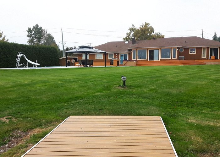 Cedarena Vacation Homes near Cedarena, Toronto: House Rentals & More | Vrbo photo