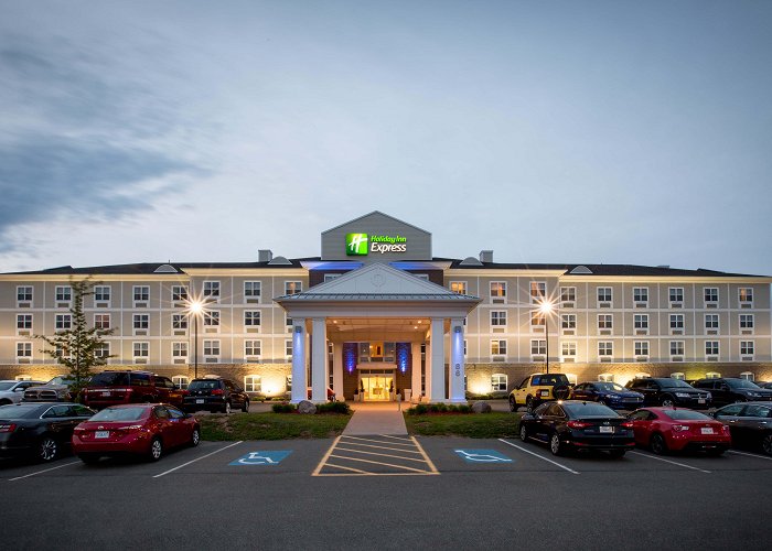 Powells Point Provincial Park Holiday Inn Express Stellarton–New Glasgow | Tourism Nova Scotia ... photo