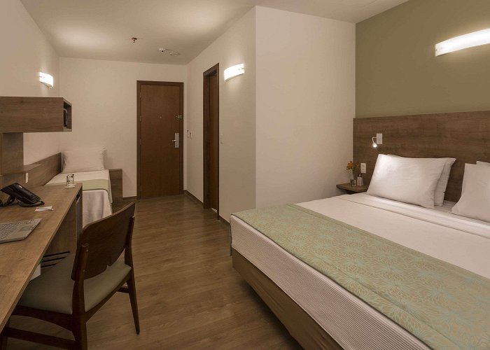 Shopping Proeng Hall  Sleep Inn Vitoria, Vitória | HotelsCombined photo