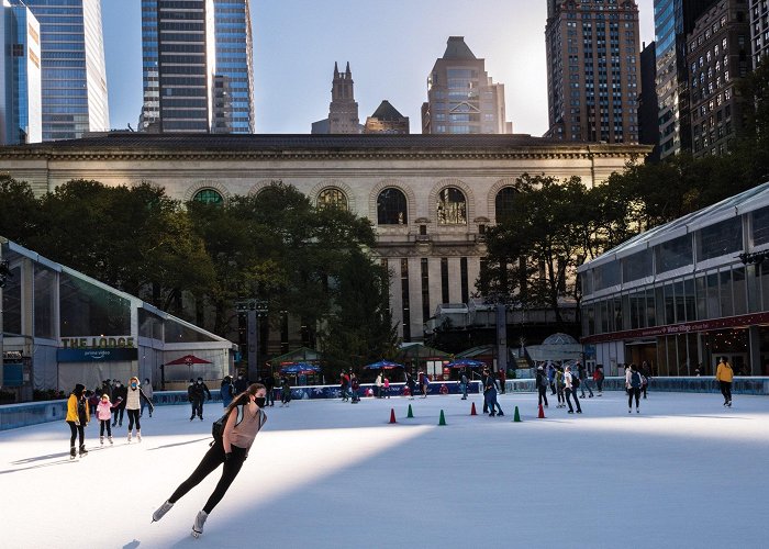 Bryant Park Ice-Skating Returns to Bryant Park | The New Yorker photo